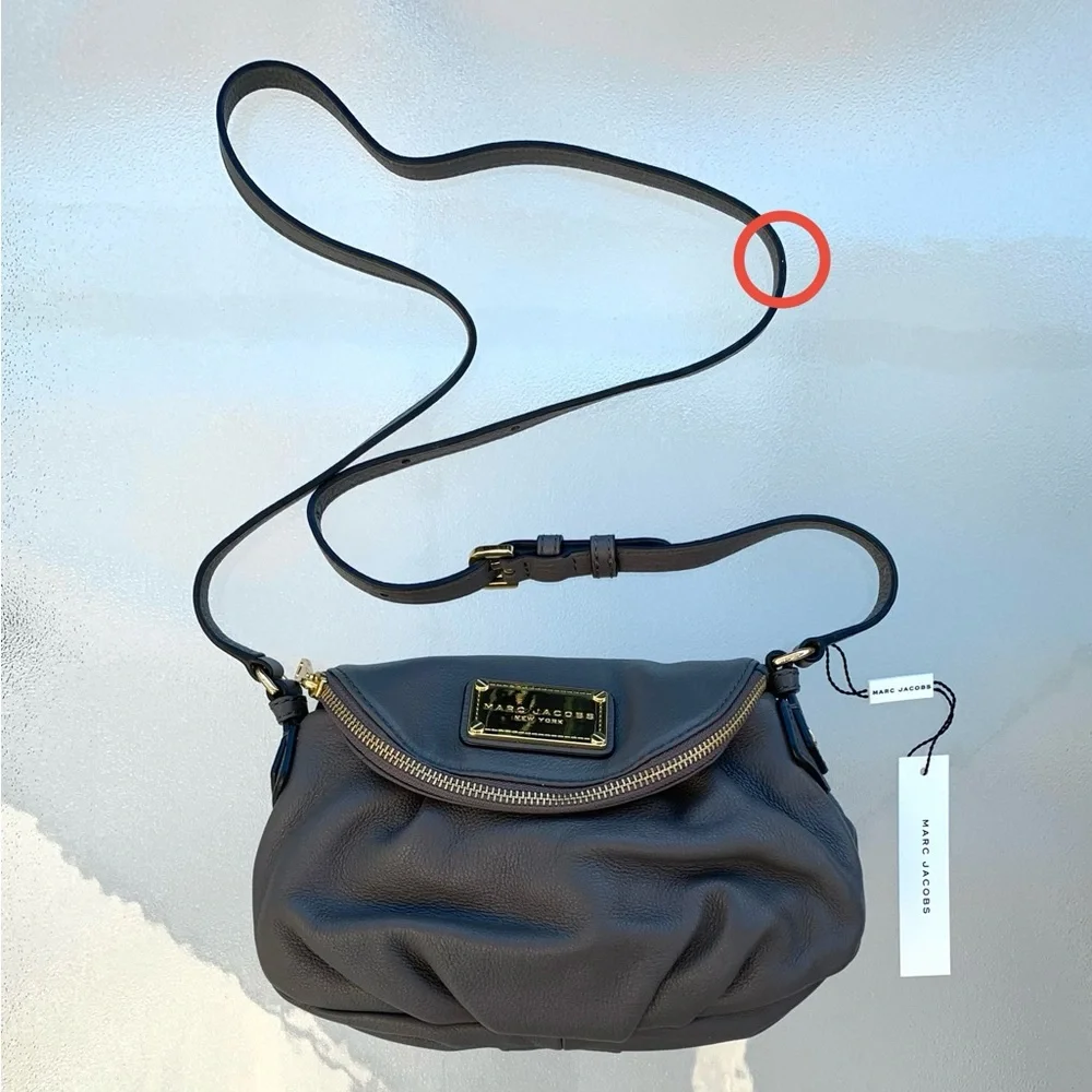 MARC JACOBS Gray Leather Crossbody Bag - Picture 10 of 11